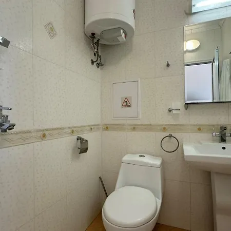 Bratanov Iris Studio Apartment *