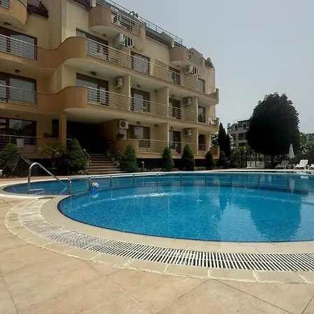 Apartamento Bratanov Iris Studio *